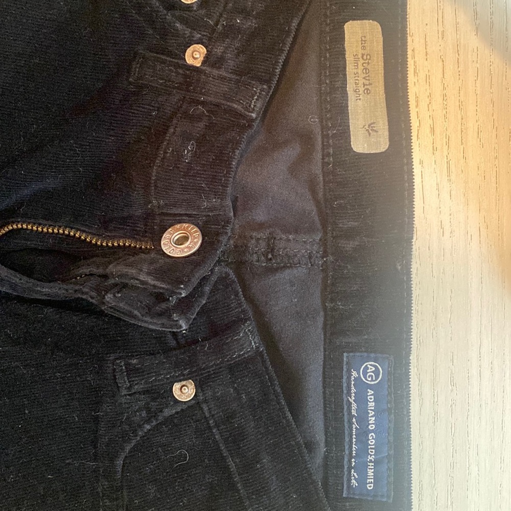 AG The Stevie slim straight - size 28 - black thin corded corduroy